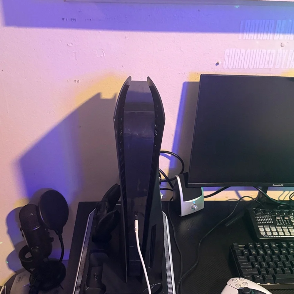 PS5 disc version custom faceplates & one controller .cooling stand for extra 25$